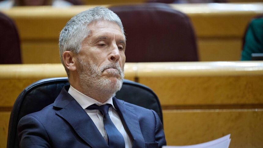 Marlaska da plantón al alcalde de Sevilla a 24 horas de una reunión sobre la inseguridad en la ciudad