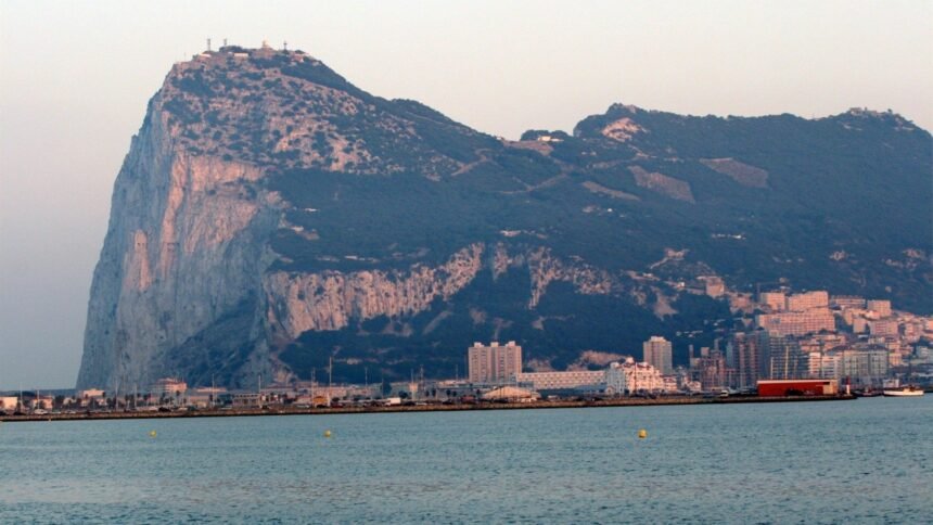El nuevo gobierno británico no teme perder Gibraltar: "En Madrid también gobiernan los socialistas"