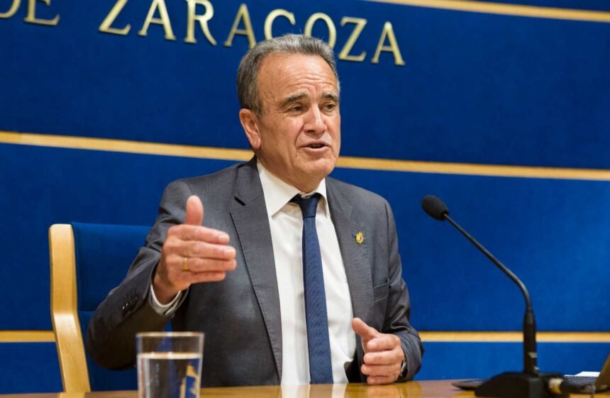 El socialista Sánchez Quero llama a una "revolución democrática desde abajo" contra los populismos