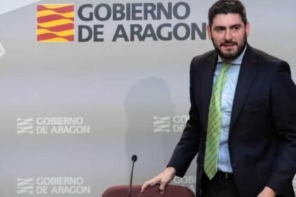 El vicepresidente de Vox en Aragón presentará su dimisión pese a su malestar con la ruptura